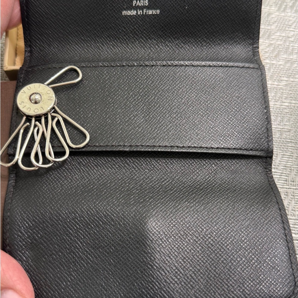 Louis Vuitton Monogram Macassar 6 Key Multicles Holder - Picture 3 of 6